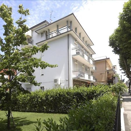 Hotel Ardesia Римини Экстерьер фото
