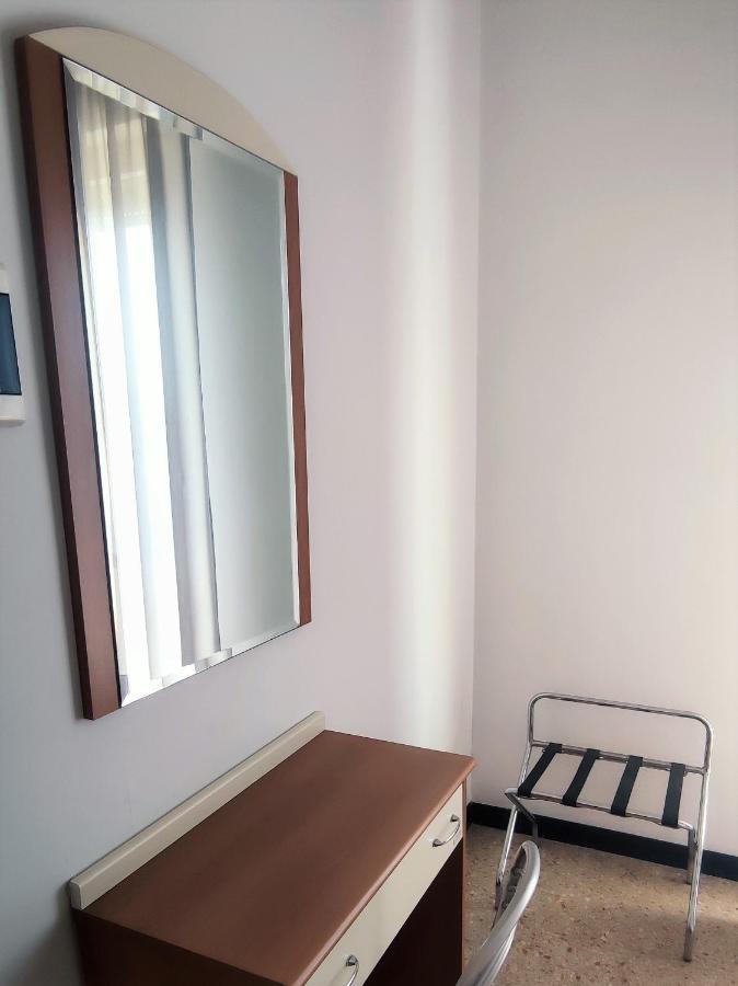 Hotel Ardesia Римини Экстерьер фото