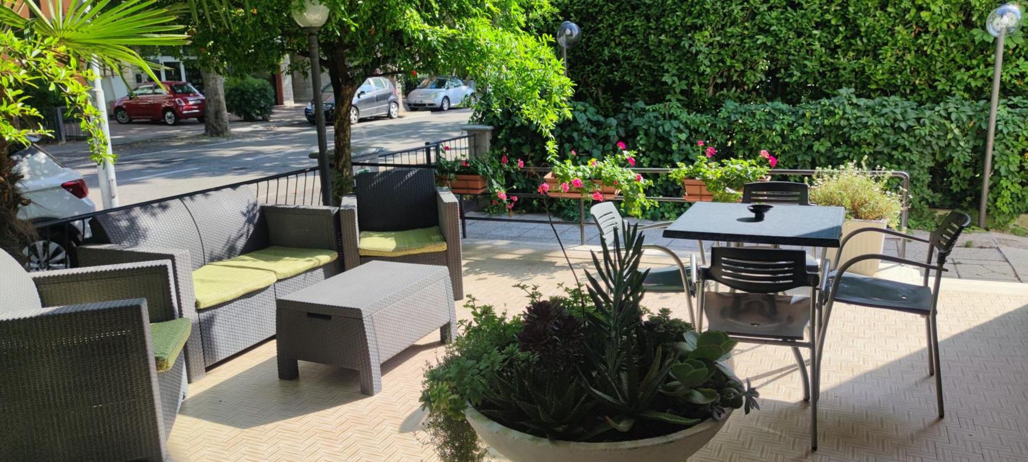 Hotel Ardesia Римини Экстерьер фото